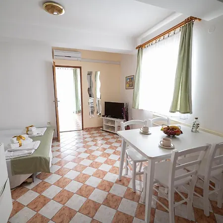 Marin No1. Apartment *